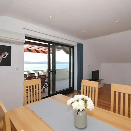 Penthouse Mit Balkon Fuer Fuenf Personen