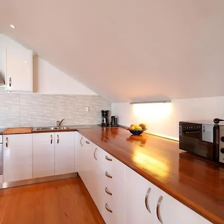 Penthouse Mit Balkon Fuer Fuenf Personen
